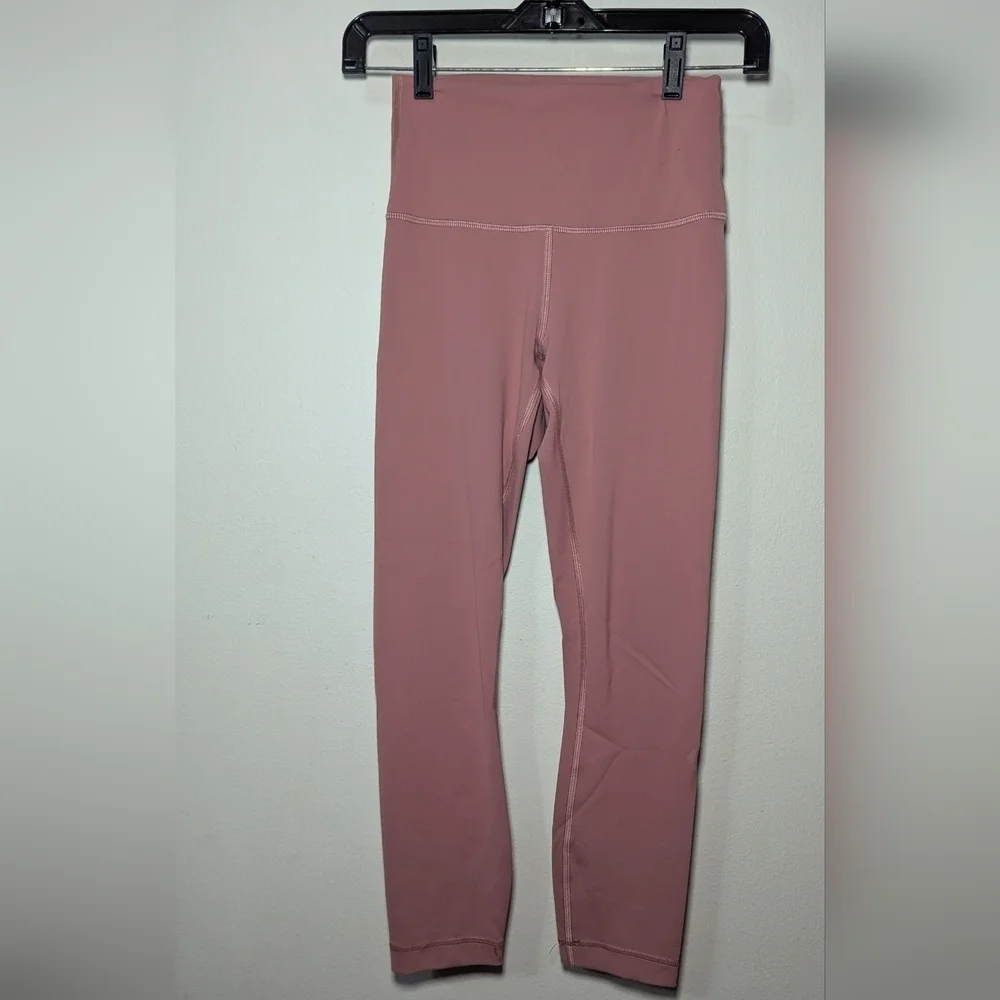 Lululemon Wunder Train High-Rise Crop Leggings 23